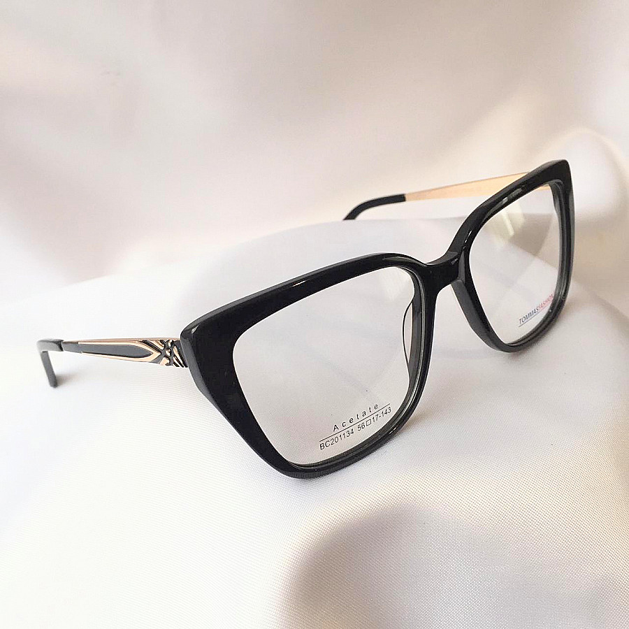 Imagen destacada del producto Montura Oftálmica Thommas Black