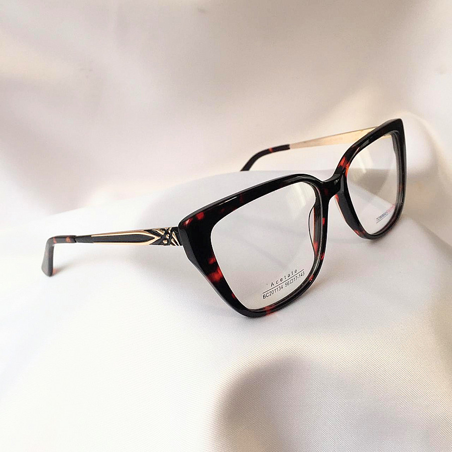 Imagen destacada del producto Montura Oftálmica Thommas Black Gold